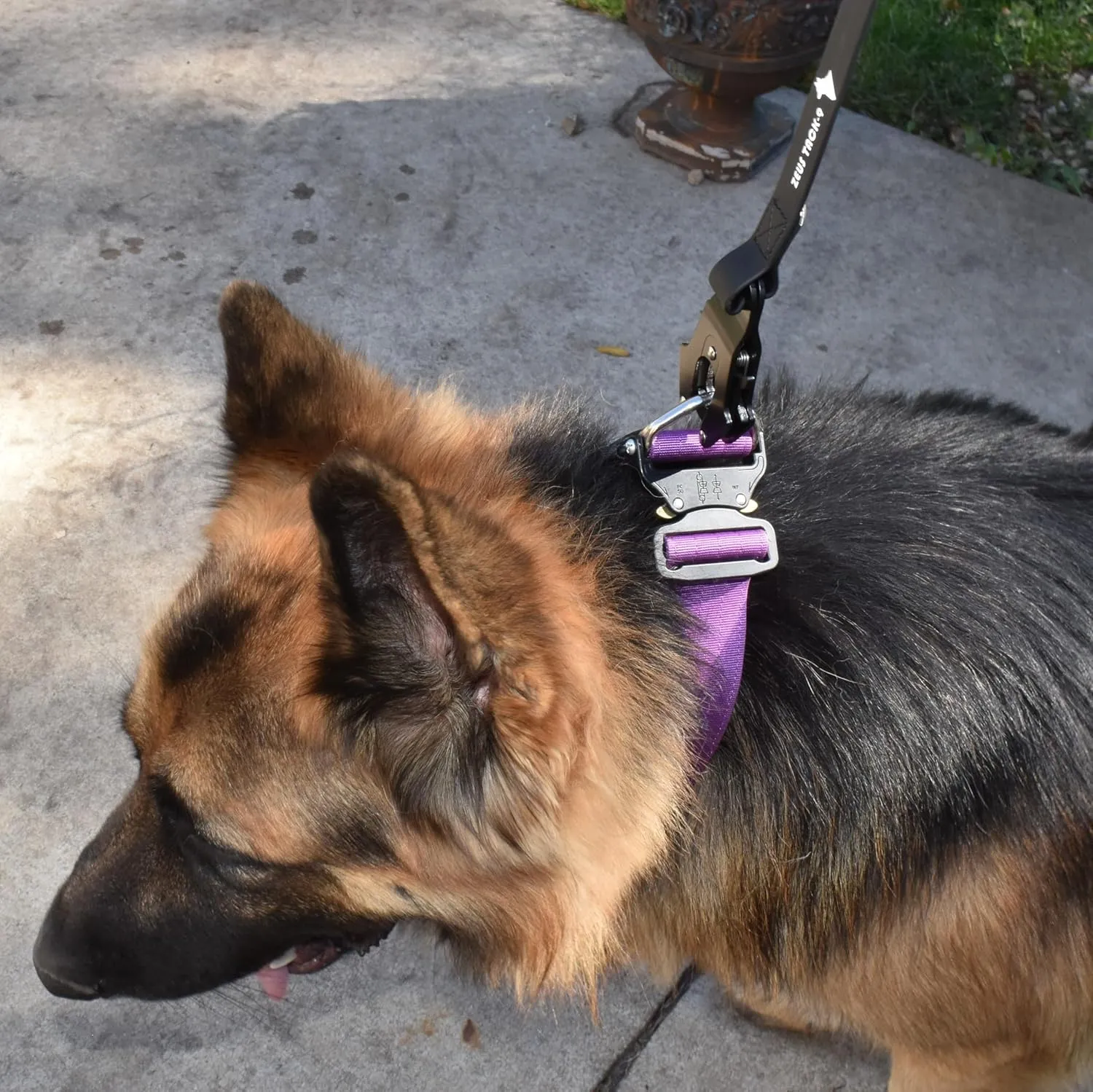 Heavy Duty Dog Leash - Quick Release Frog Clasp  PVC Rubber Coated Nylon Lead for Training & Walking Large Breed Puppies, Medium & Large Dogs, Waterproof, Odor-Free, Durable, Strong, Easy to Clean