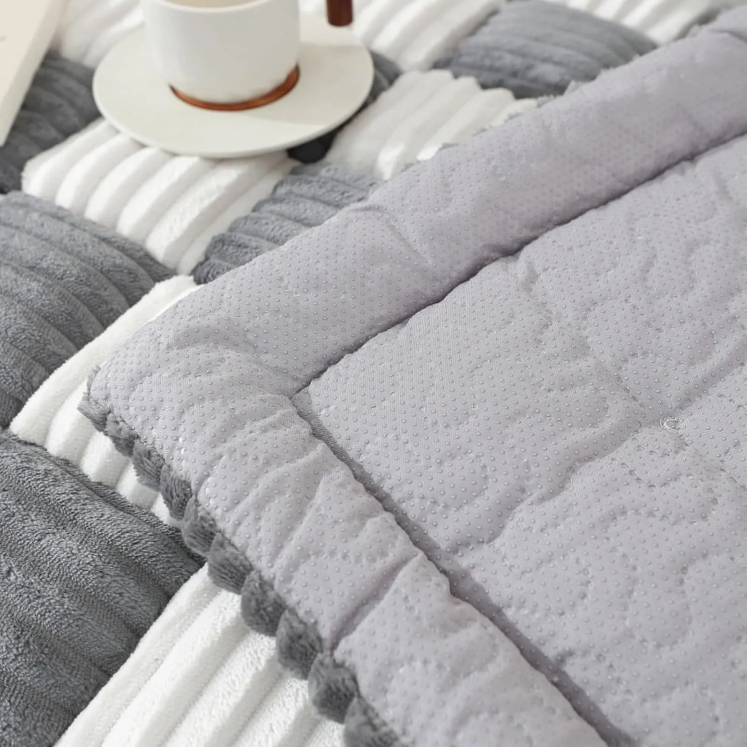 OstepDecor Dog Couch Cover, Non Slip Sofa Covers Washable, Pet Couch Covers for Sofa, Couch Protector for Dogs Soft Fuzzy Dog Bed Mat, Pet Friendly Sofa Pad (27.6 x 70.9 Inch, Dark Grey)